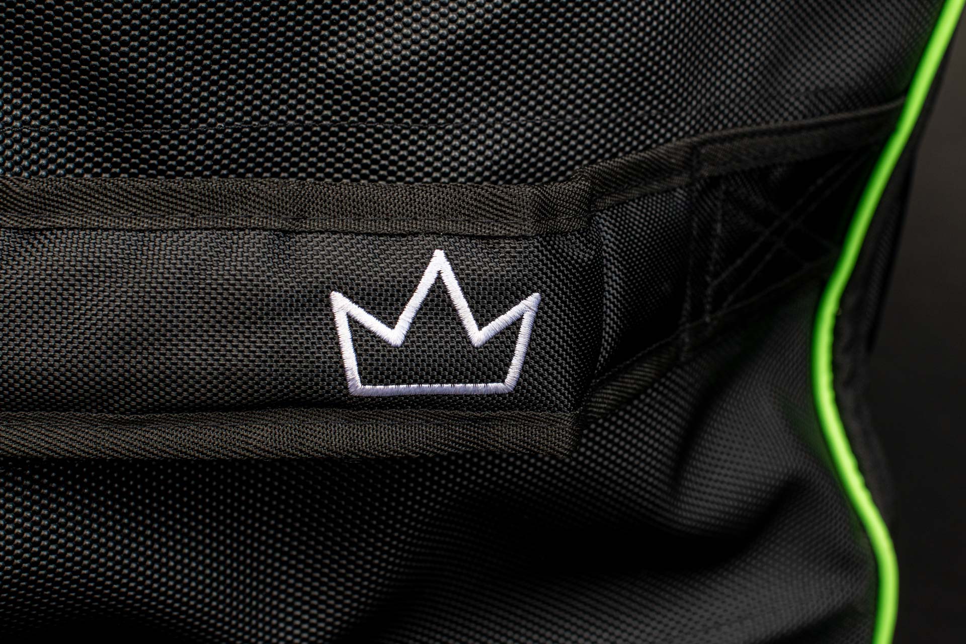 Putt King close up of logo on bag